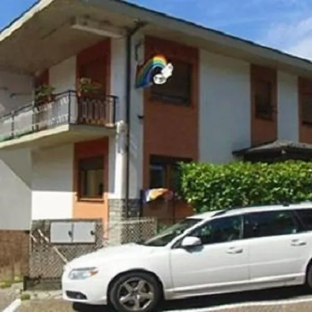 Rainbow House 2*