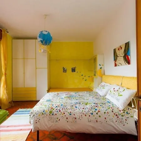 Rainbow House 2*