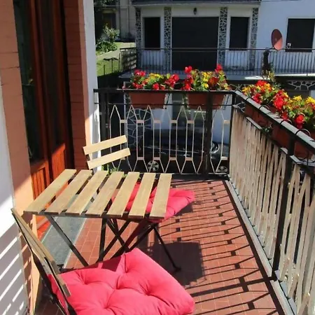 Rainbow House فندق 2*